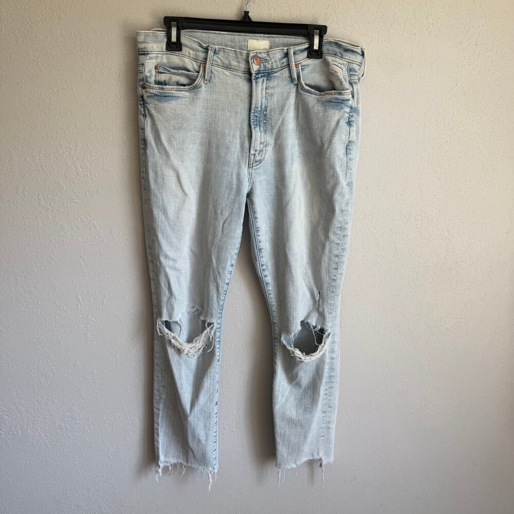 MOTHER The Stunner Zip Ankle Step Fray Light Wash Distressed Jeans Womens 30